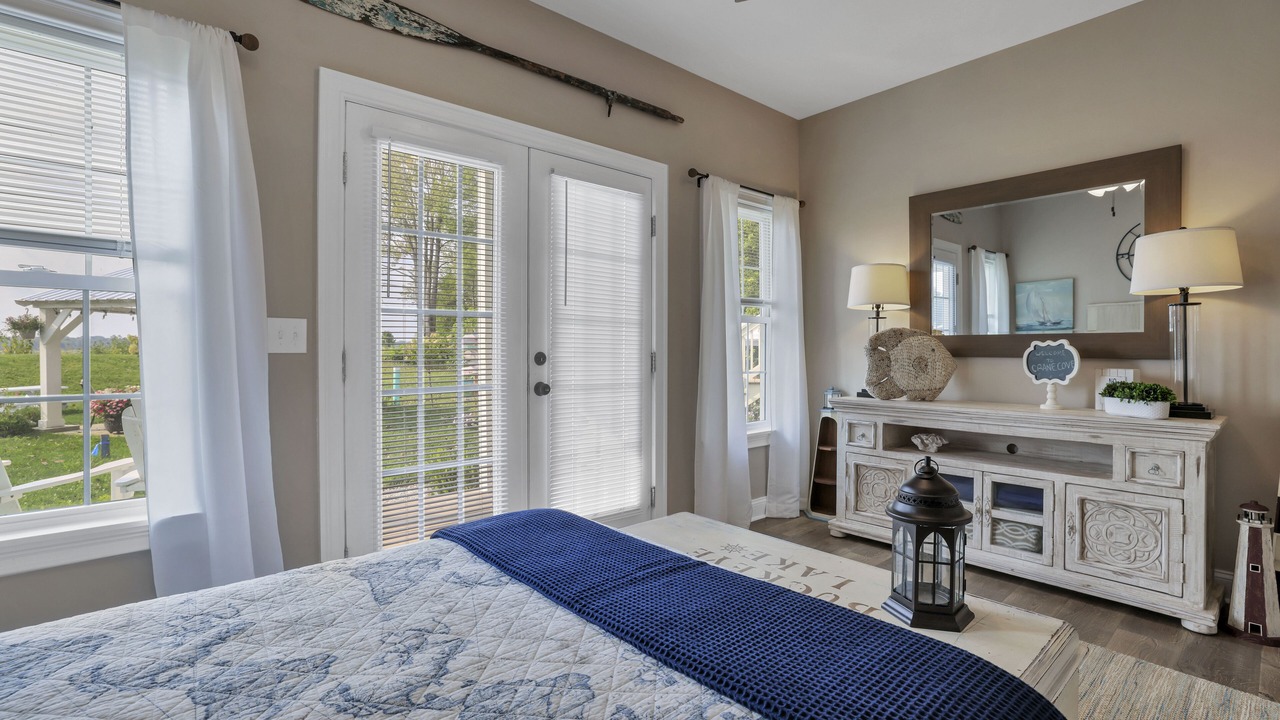Photo of Bedroom in Buckeye Lake