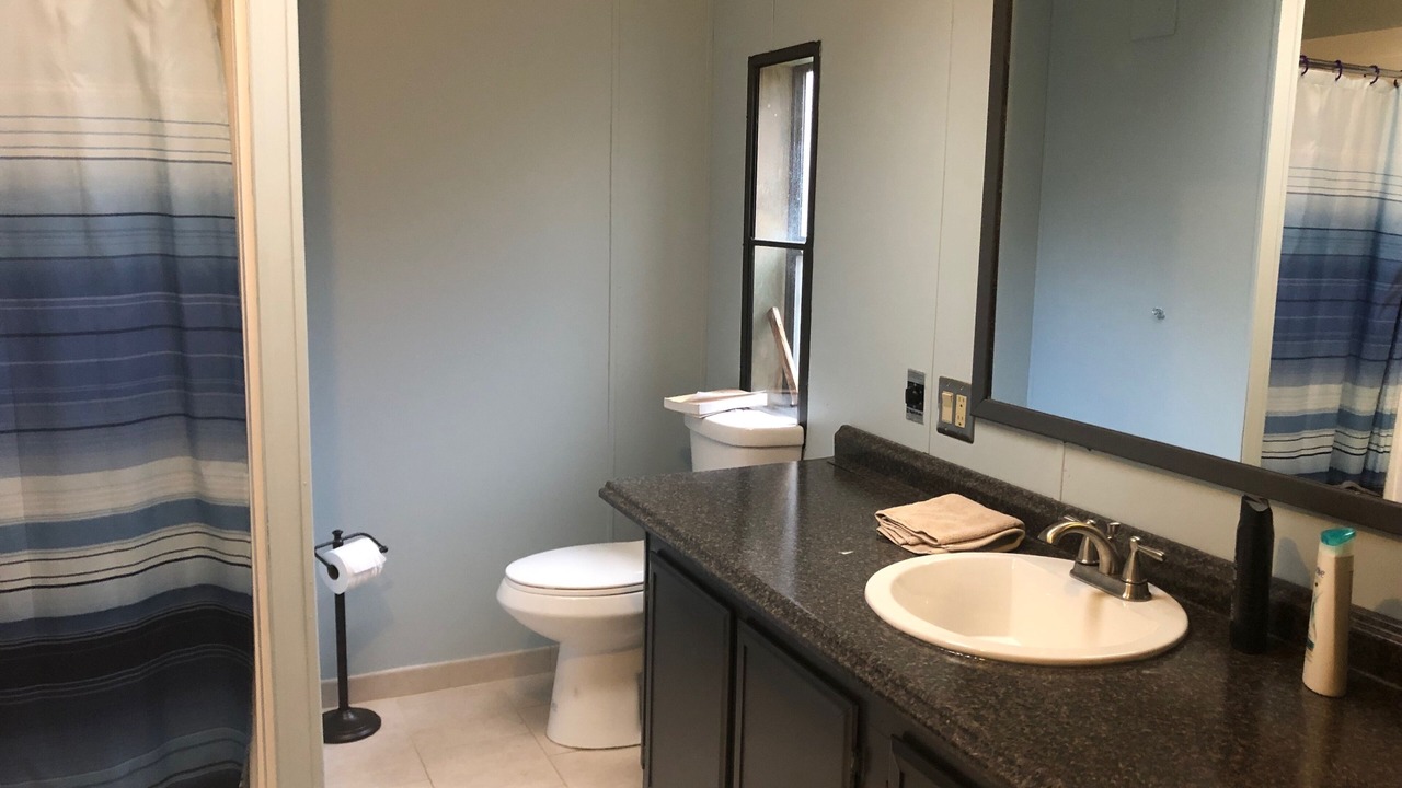 Photo of Bathroom in Cascade
