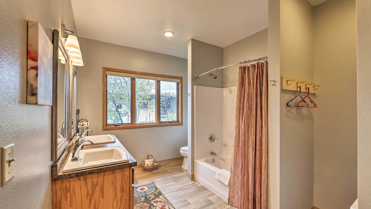 Photo of Bathroom in Ten Sleep