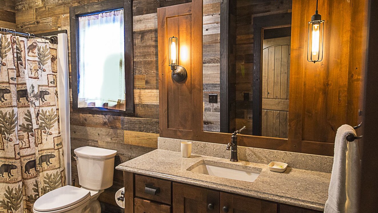 Photo of Bathroom in Jardine