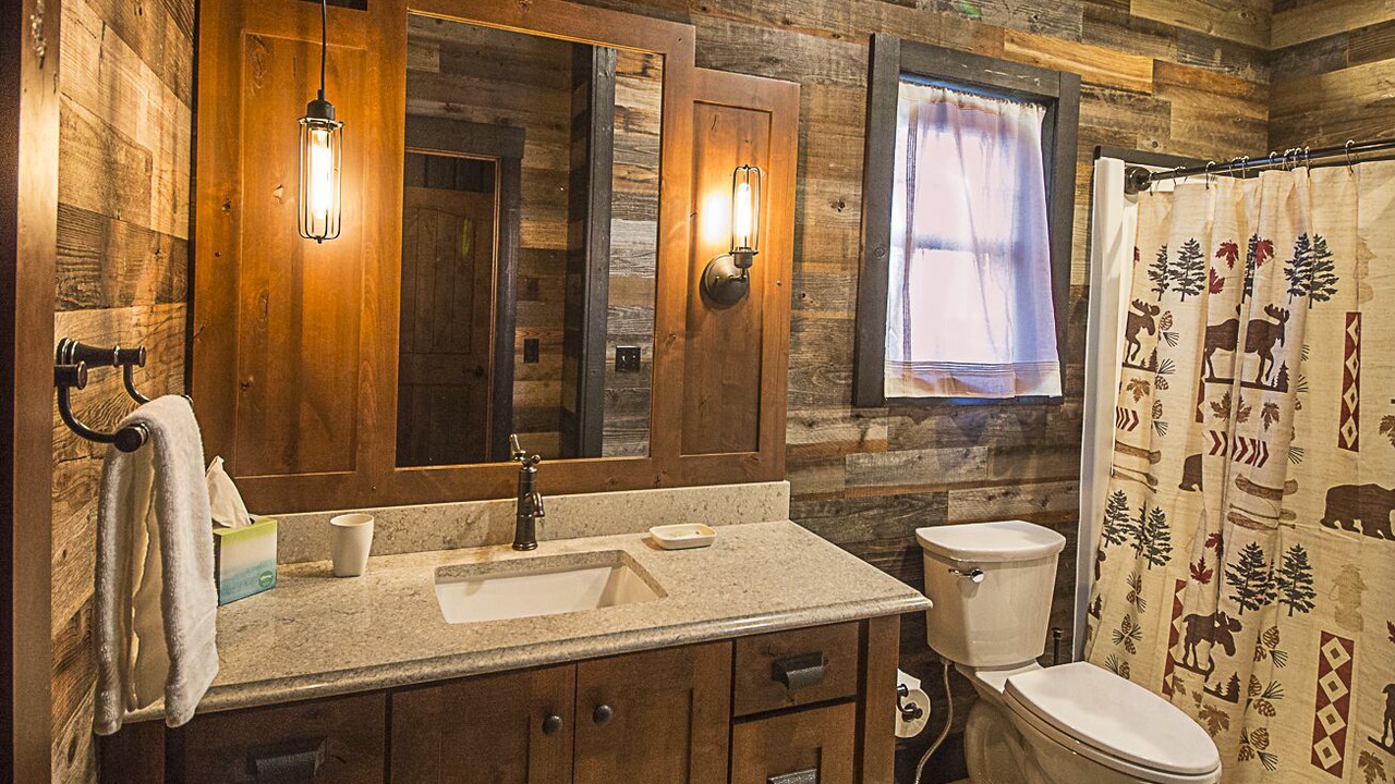 Photo of Bathroom in Jardine