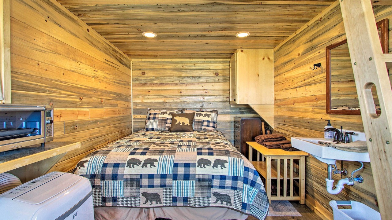 Photo of Bedroom in Augusta