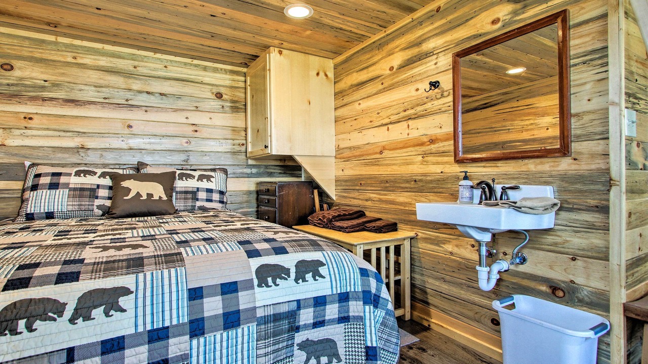Photo of Bedroom in Augusta