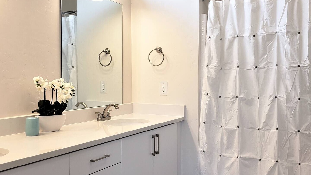 Photo of Bathroom in Big Water