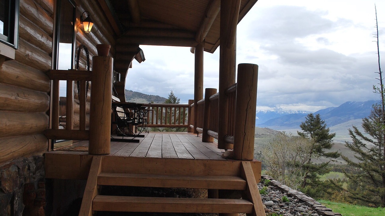 Photo of Patio Balcony in Emigrant