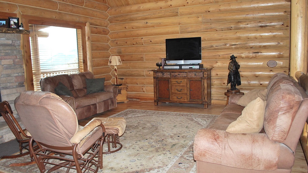 Photo of Livingroom in Emigrant