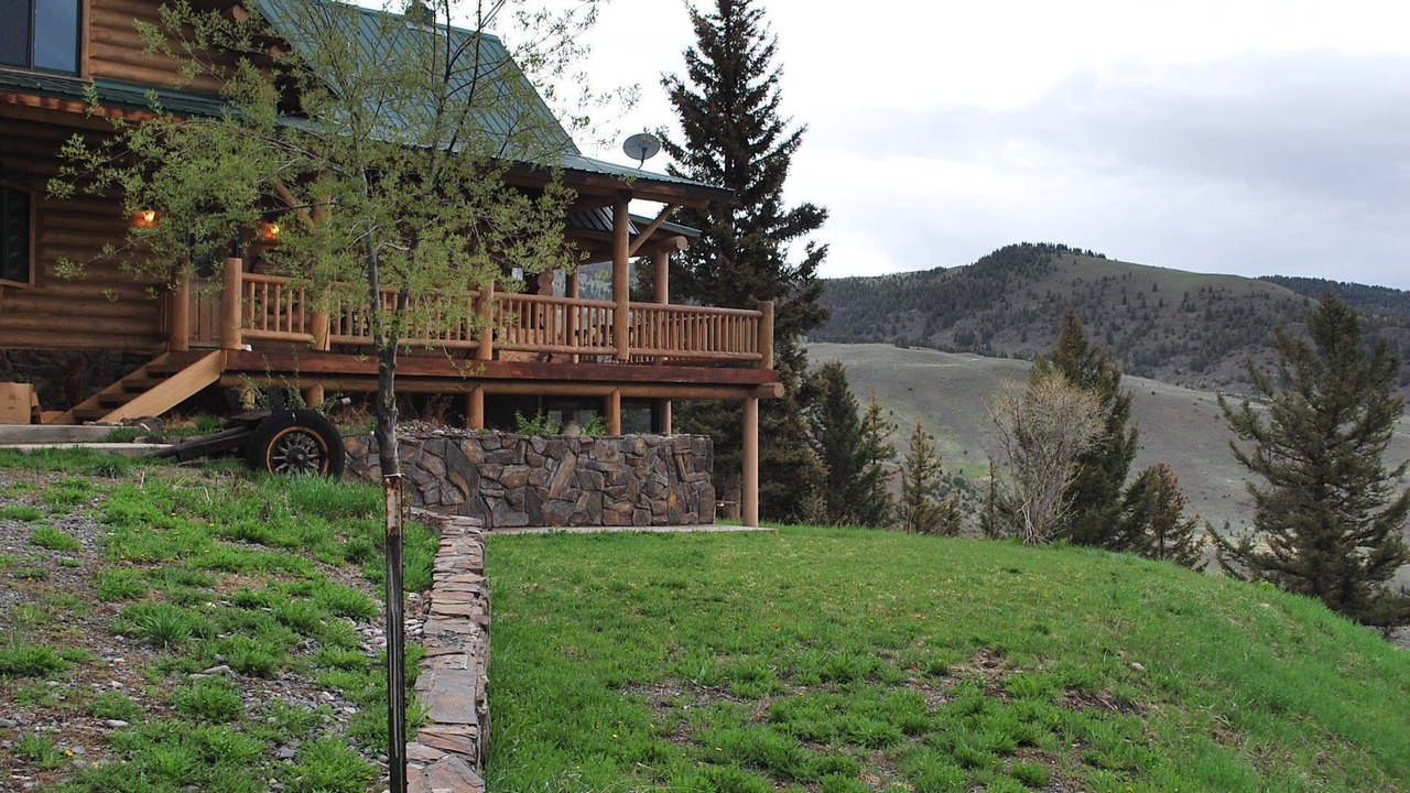 Photo of Outdoor in Emigrant