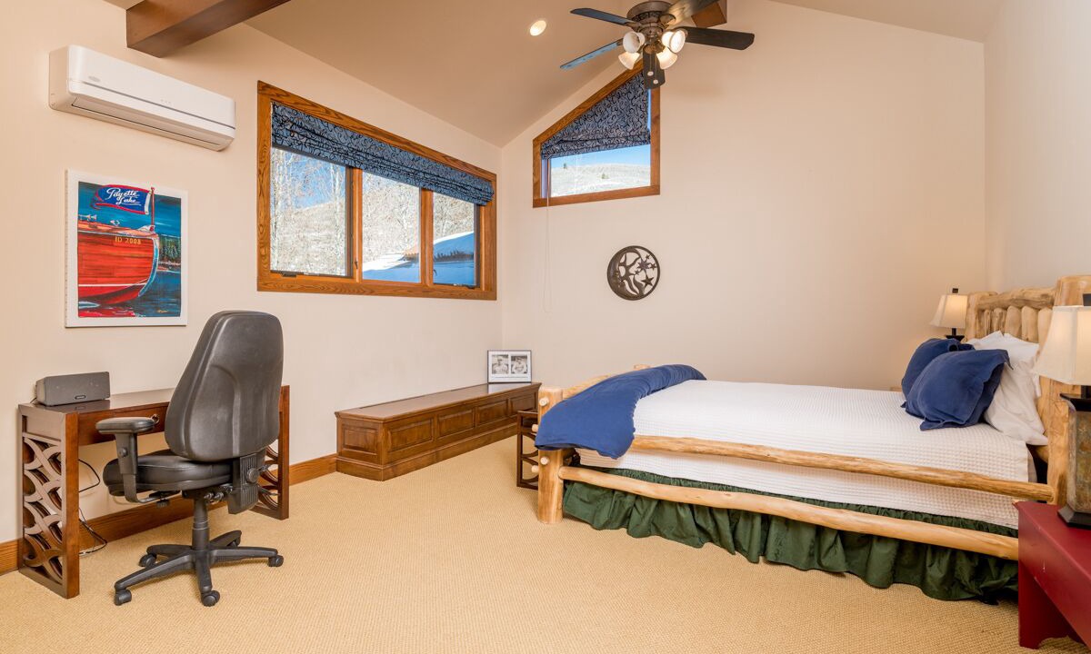 Photo of Bedroom in Elkhorn Village