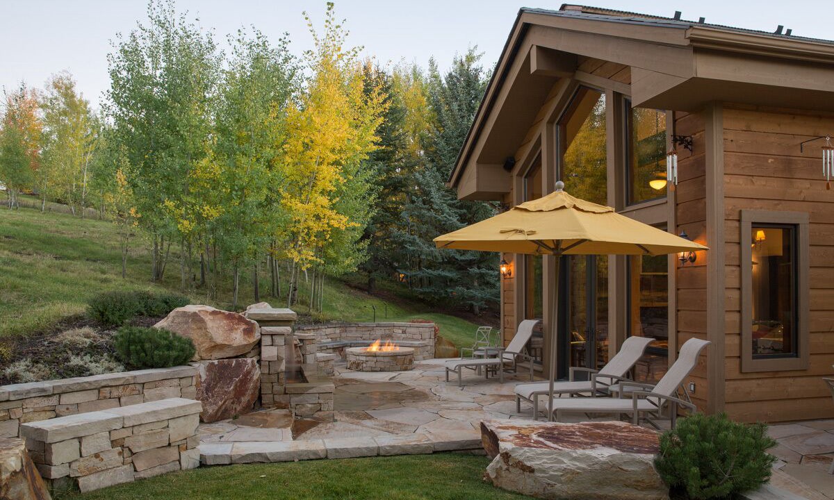 Photo of Patio Balcony in Elkhorn Village