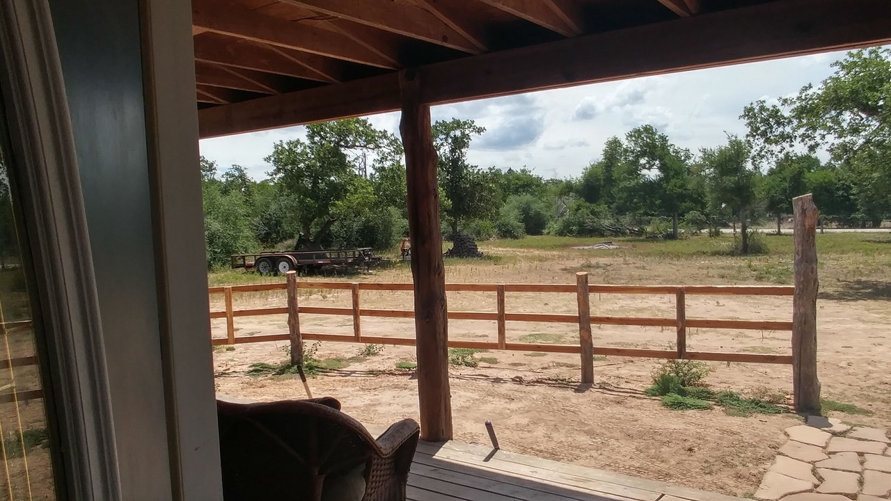 Photo of Patio Balcony in Cedar Creek
