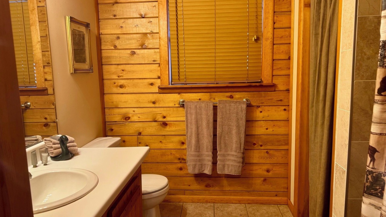 Photo of Bathroom in Eureka Springs