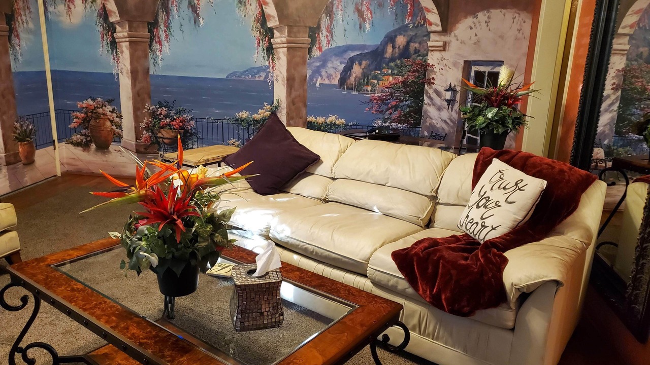 Photo of Livingroom in Riviera - Westchester
