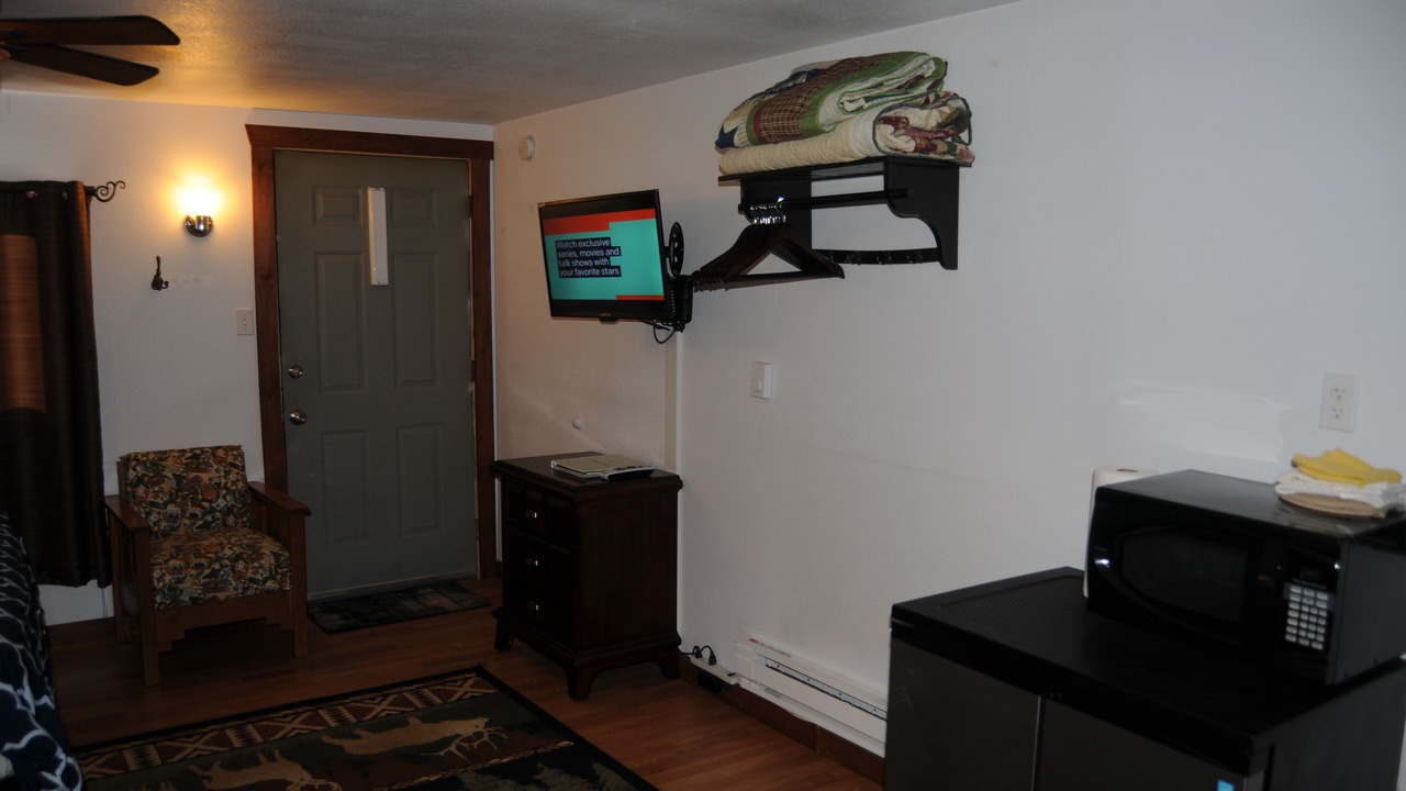 Photo of Livingroom in West Yellowstone