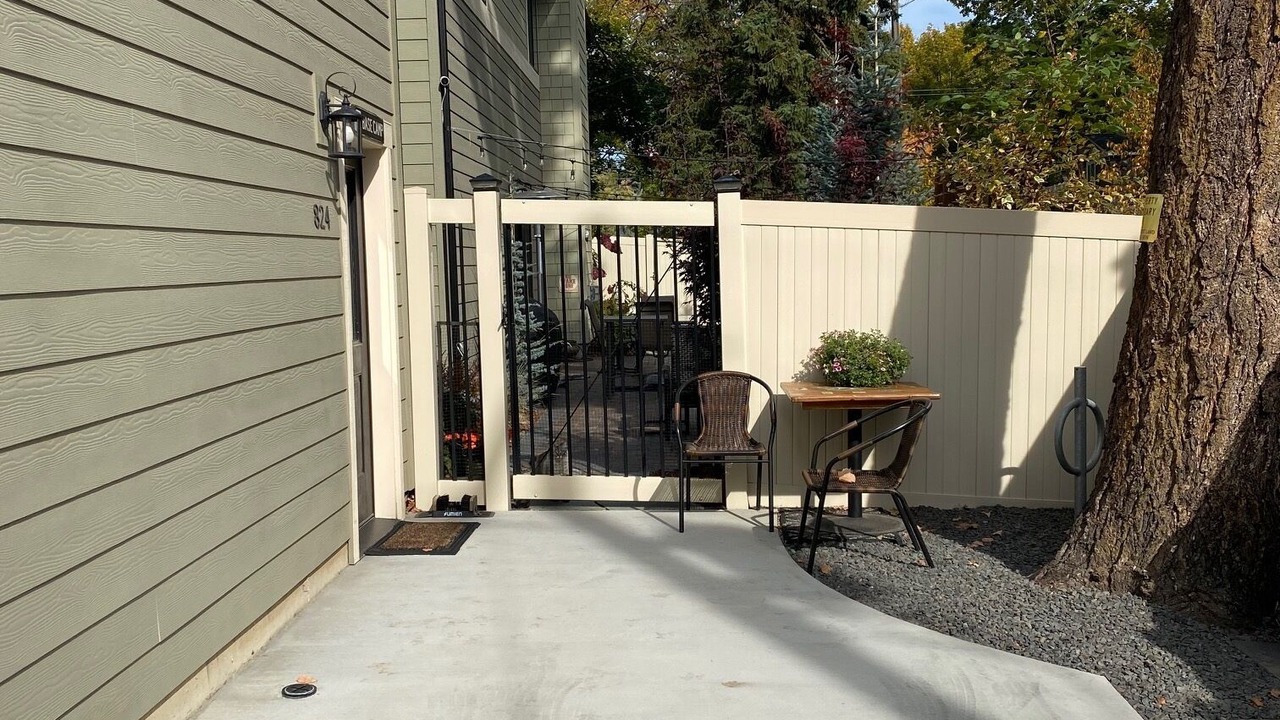 Photo of Patio Balcony in Garden District