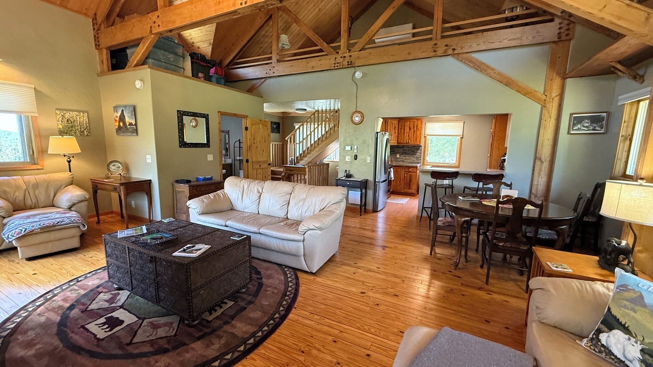 Photo of Livingroom in Emigrant