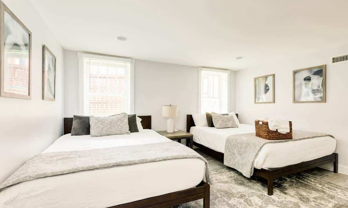 Photo of Bedroom in Wesley Heights
