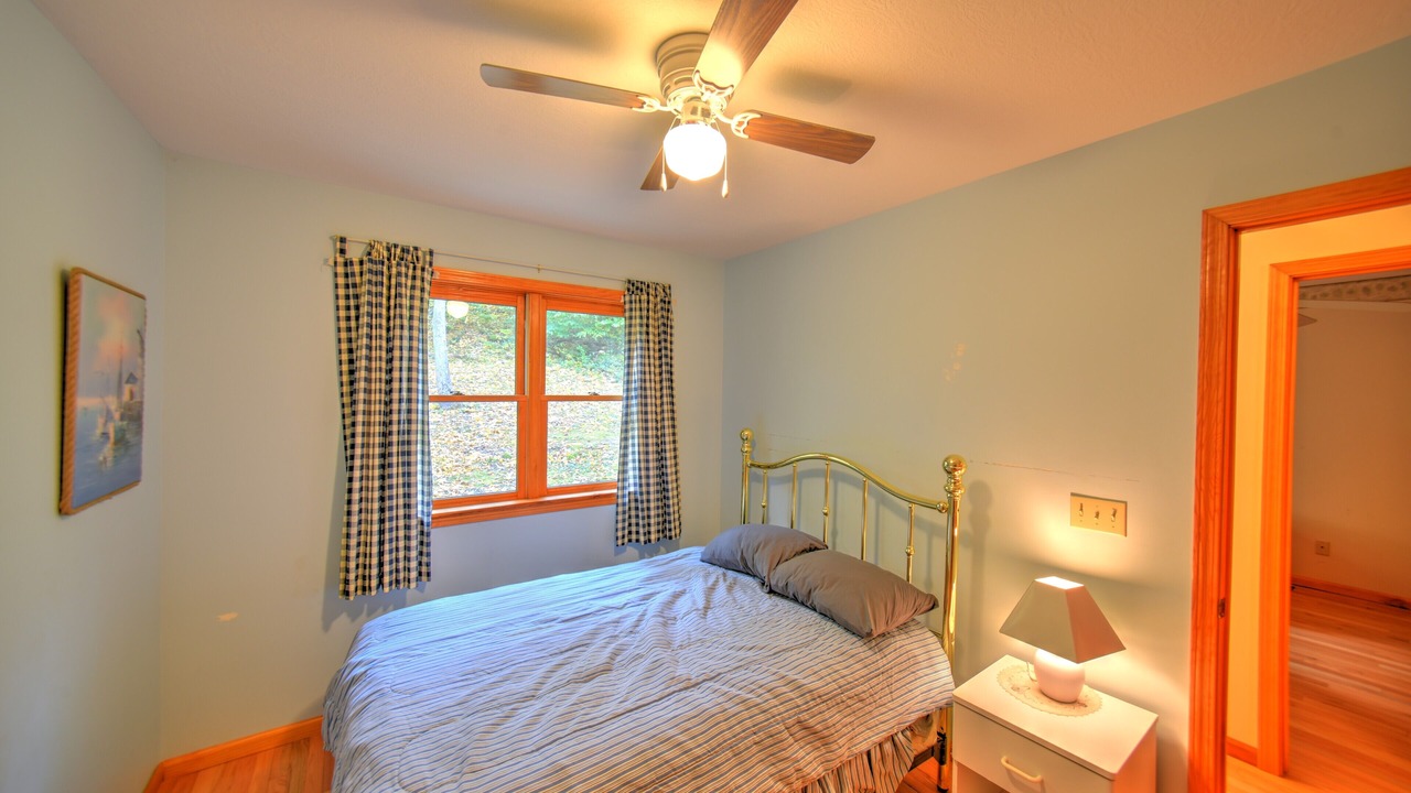 Photo of Bedroom in Logan