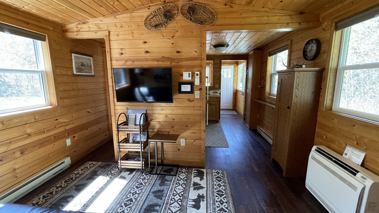 Photo of Bedroom in West Glacier