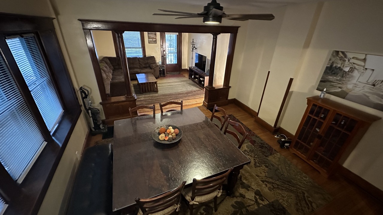 Photo of Livingroom in Holy Cross