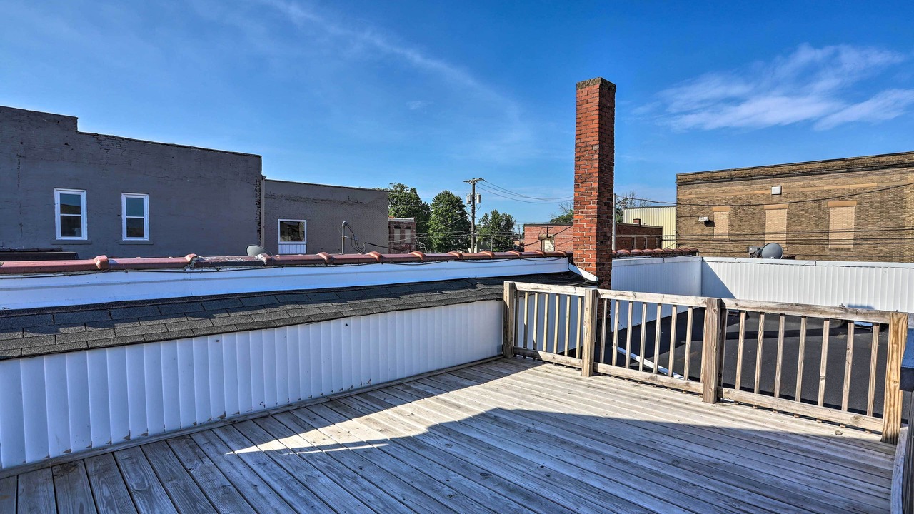 Photo of Patio Balcony in Lorain
