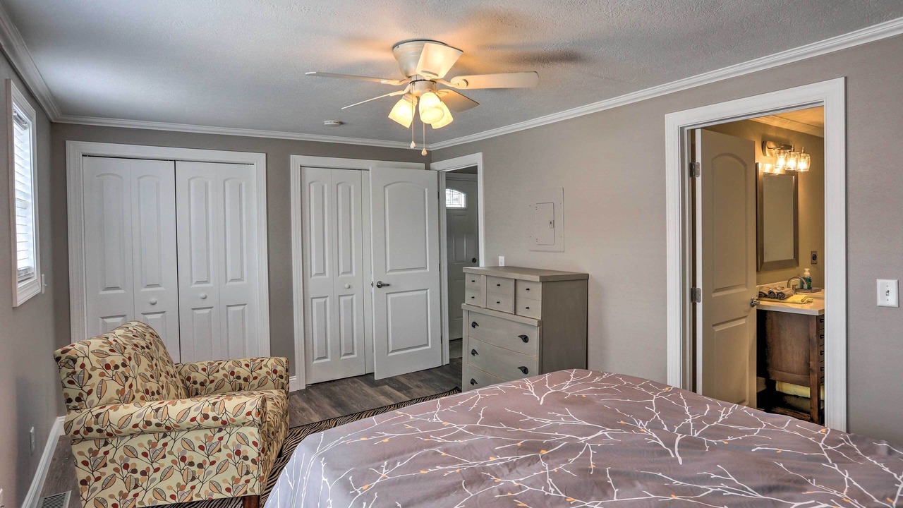 Photo of Bedroom in Lorain