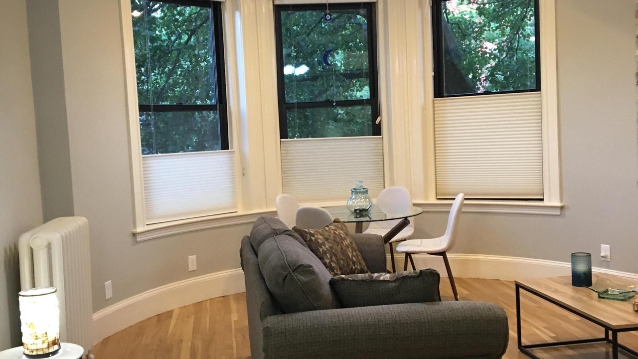 Photo of Livingroom in Longwood