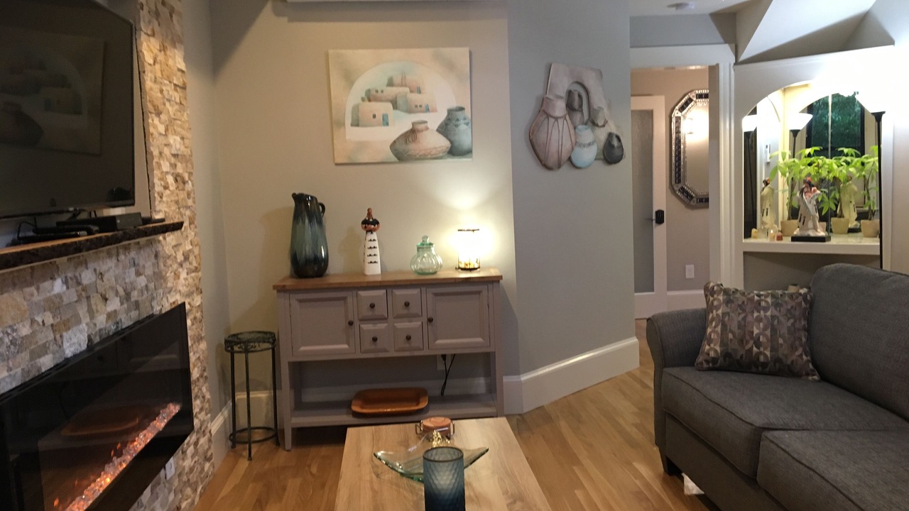 Photo of Livingroom in Longwood