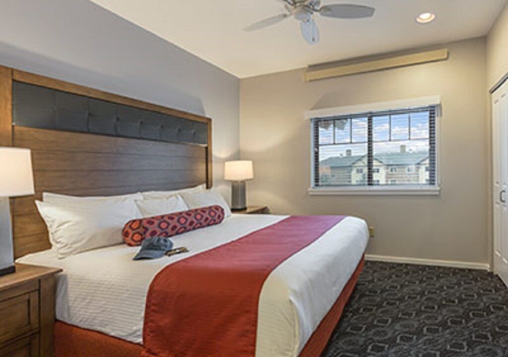 Photo of Bedroom in West Yellowstone