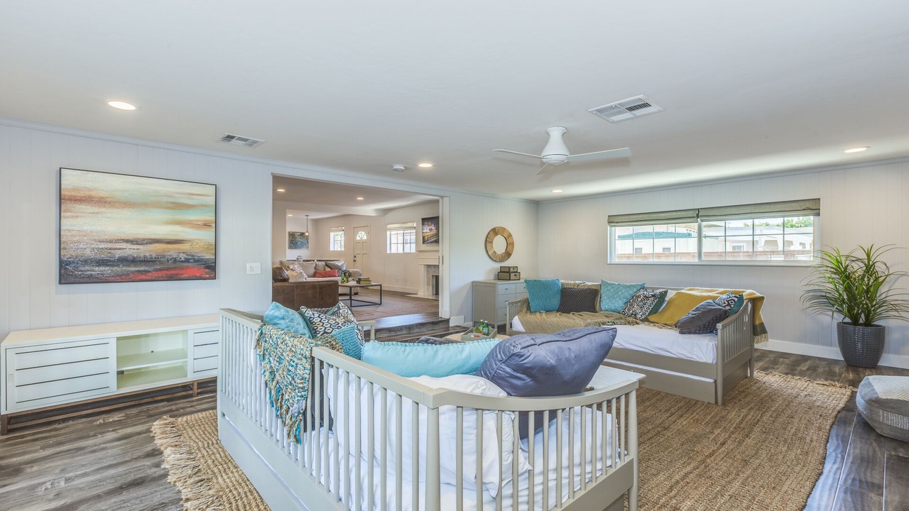 Photo of Livingroom in Hermosa Village