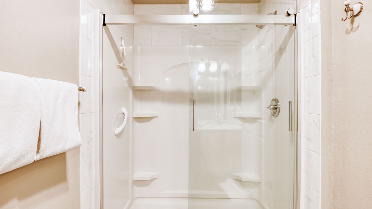 Photo of Bathroom in Lincoln City