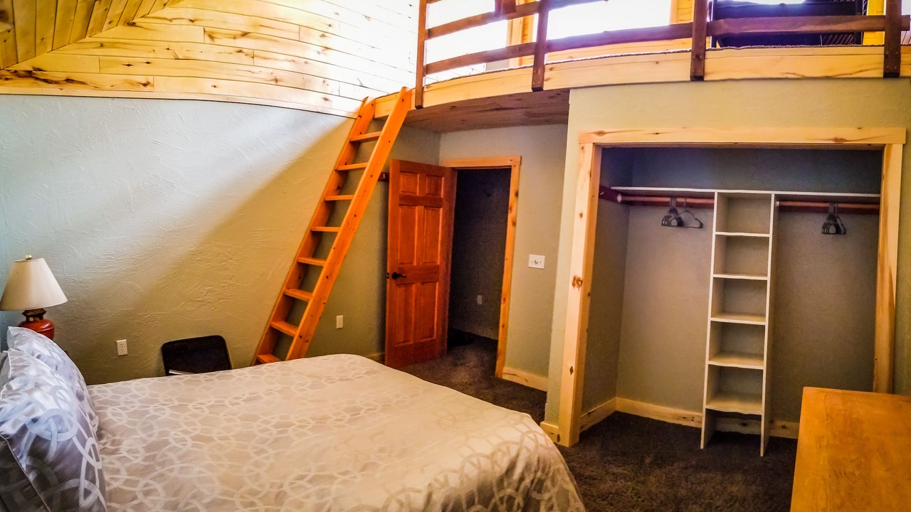 Photo of Bedroom in Ralston
