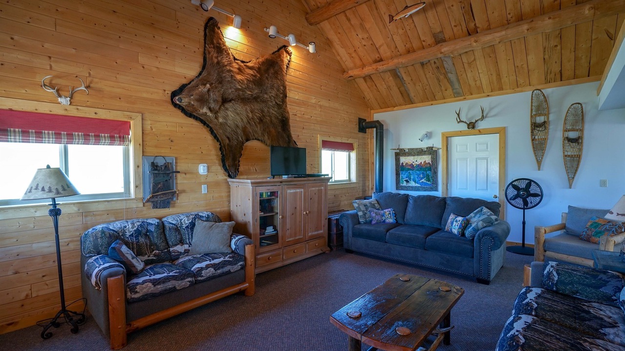 Photo of Livingroom in Virginia City Ranches