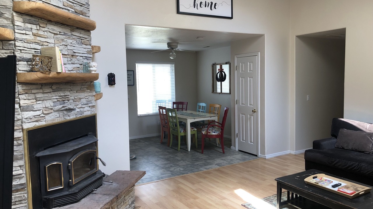 Photo of Livingroom in Escalante