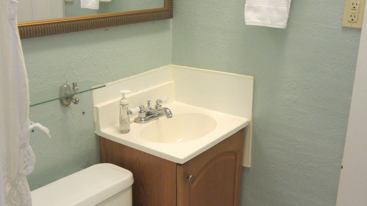 Photo of Bathroom in Wallace