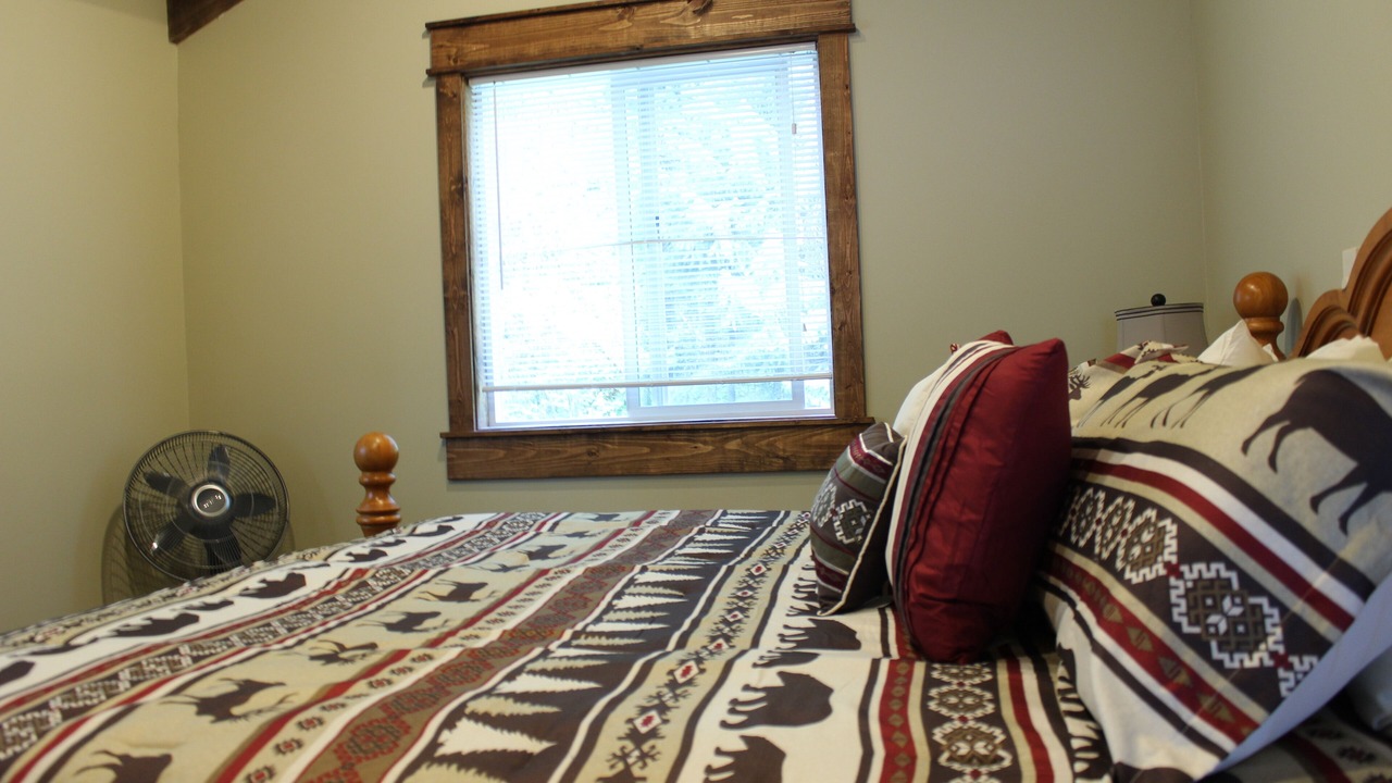 Photo of Bedroom in West Glacier