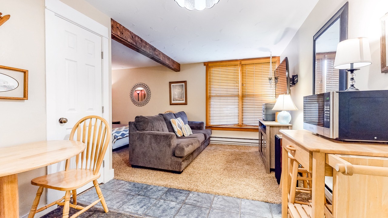 Photo of Livingroom in Big Sky