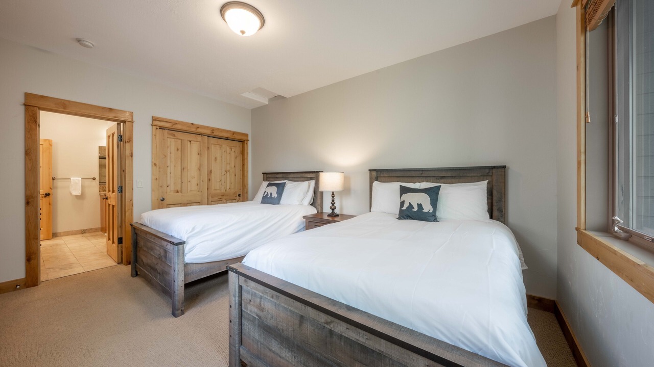 Photo of Bedroom in Victor