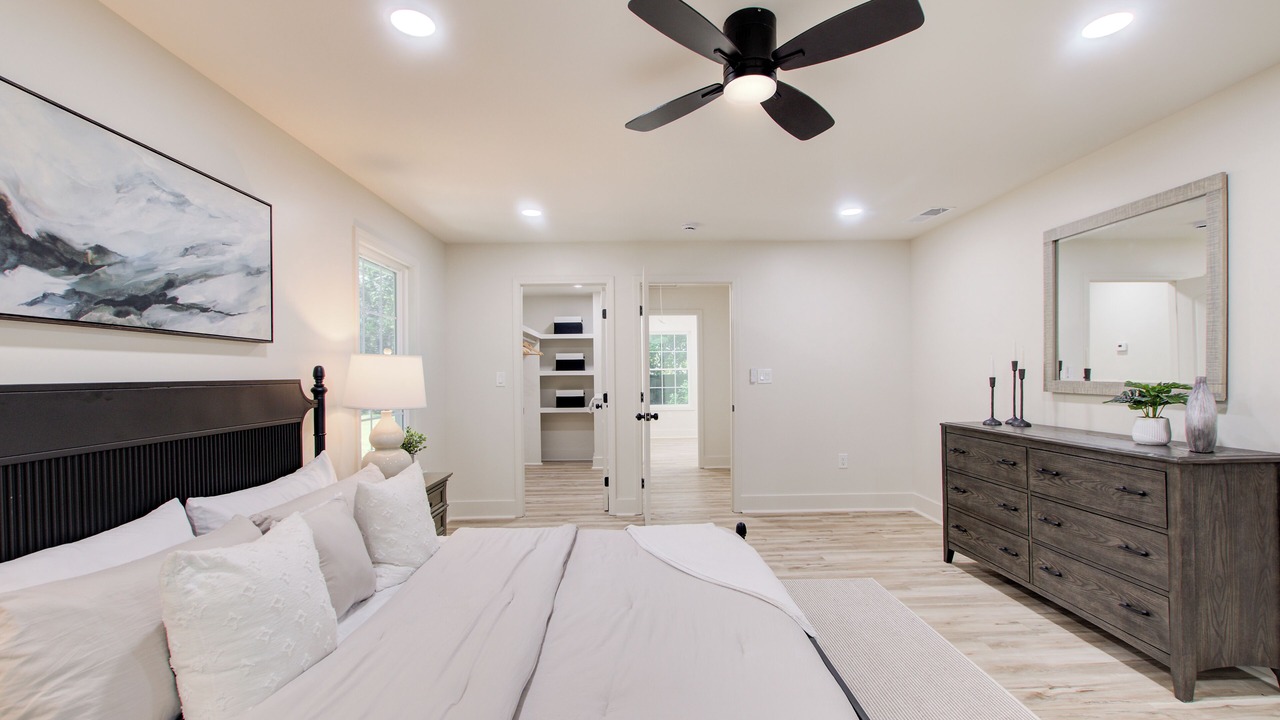 Photo of Bedroom in Sandy Springs