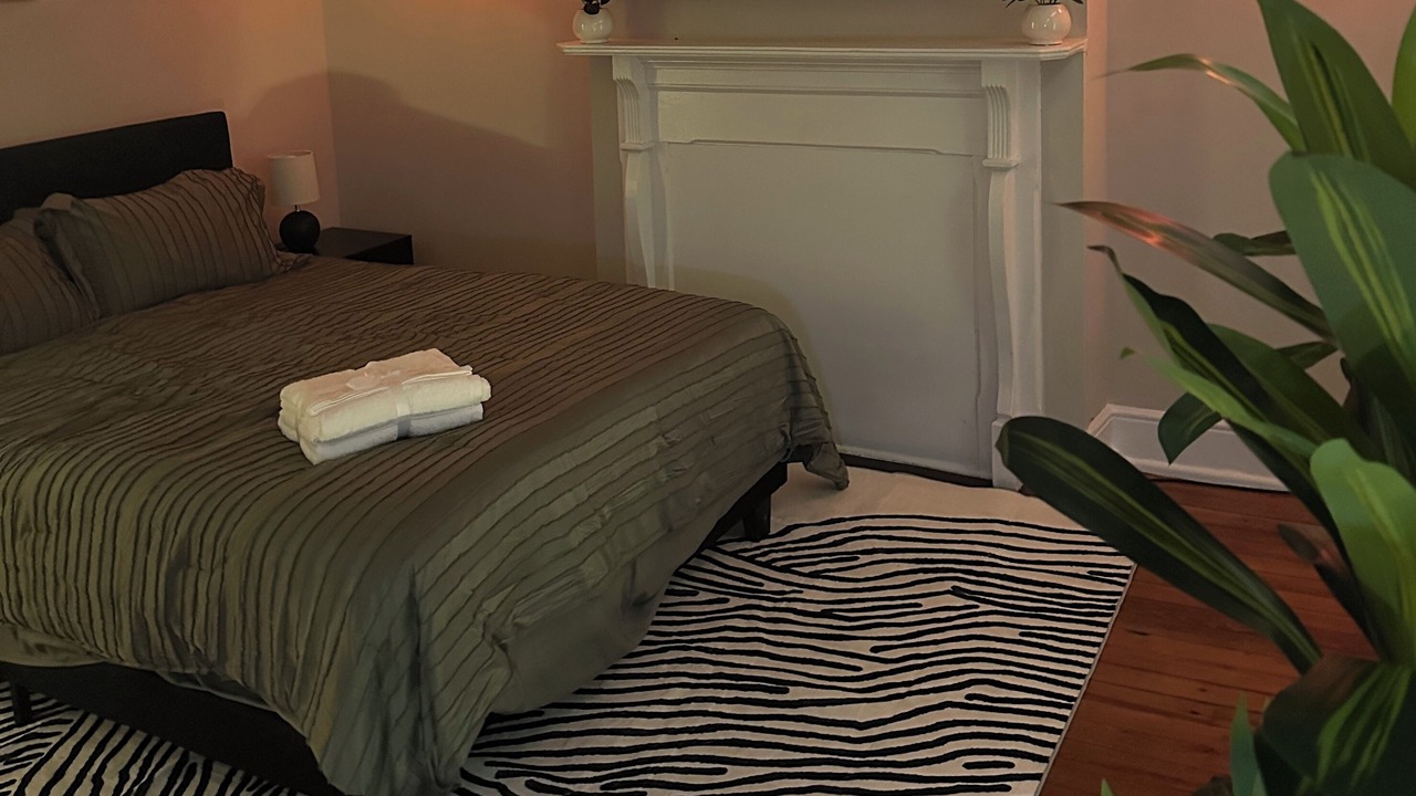 Photo of Bedroom in Fan District