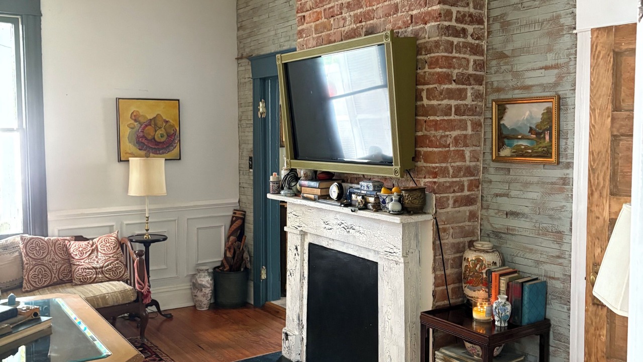 Photo of Livingroom in North Chesterfield