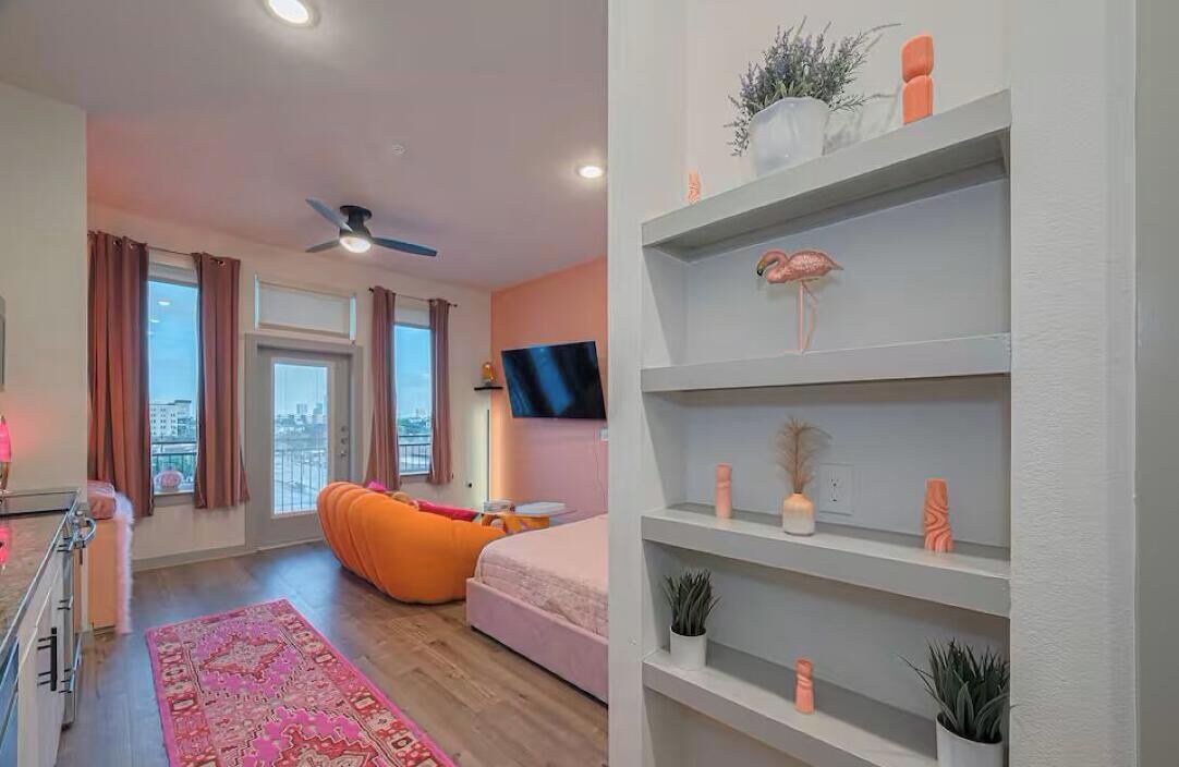 Photo of Bedroom in Washington Ave./ Memorial Park