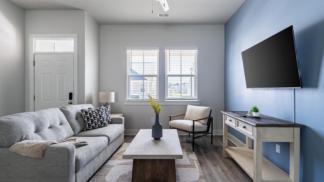 Photo of Livingroom in Longs