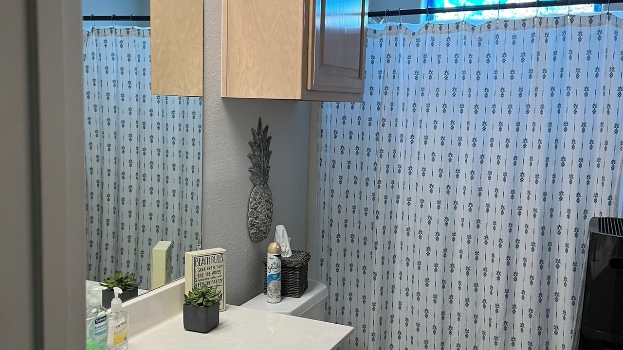 Photo of Bathroom in Port O Connor