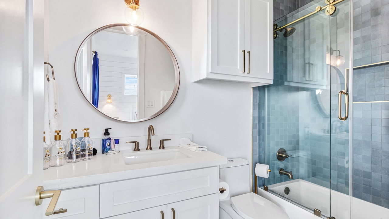 Photo of Bathroom in Galveston