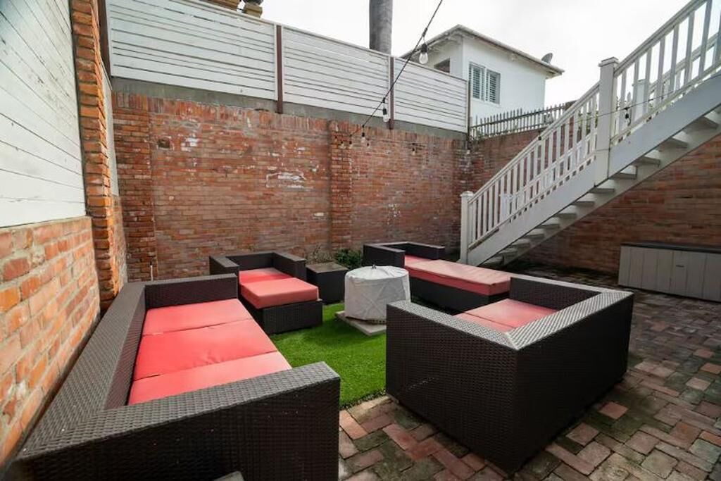 Photo of Patio Balcony in Hermosa Beach