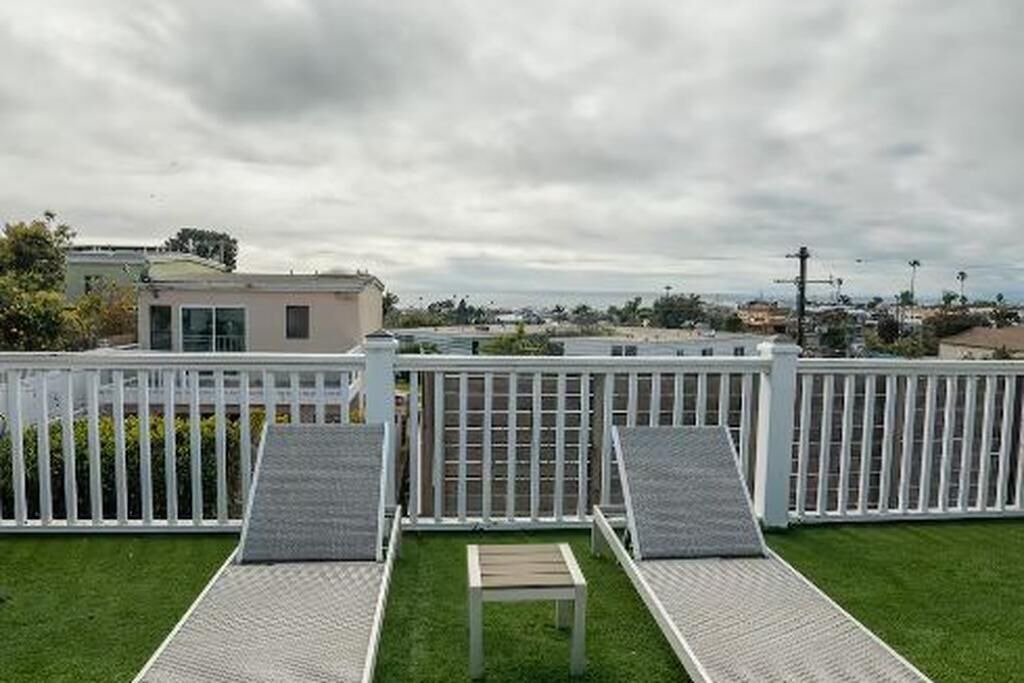 Photo of Patio Balcony in Hermosa Beach