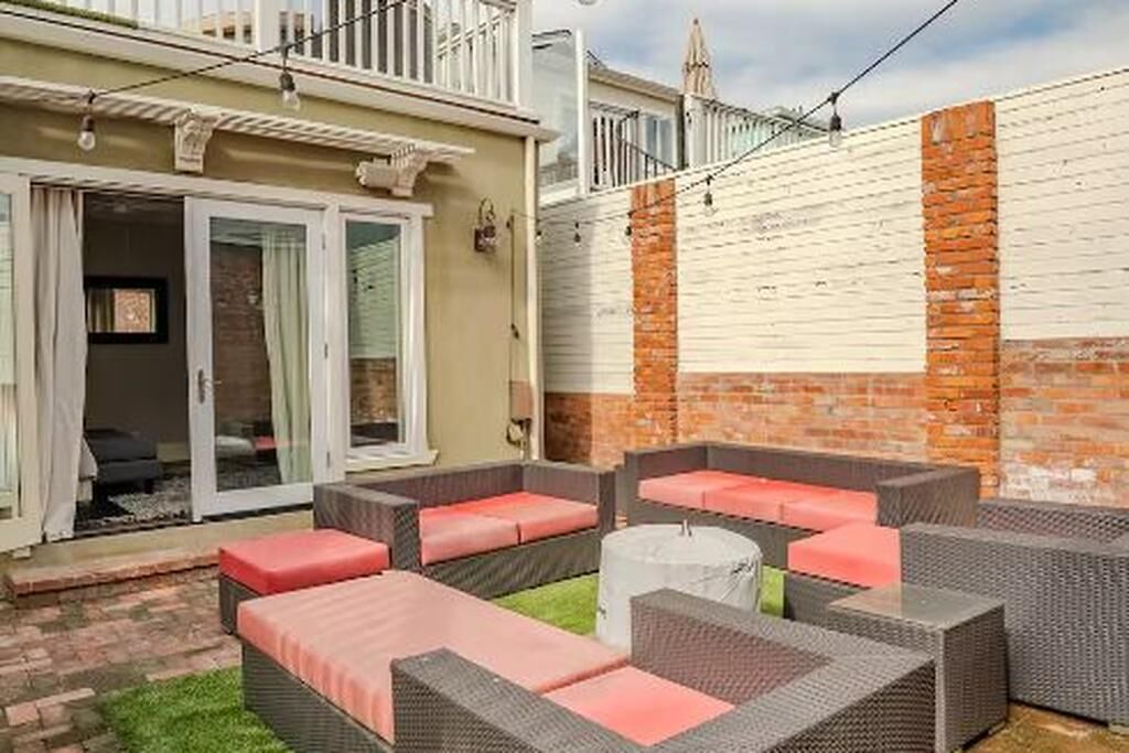 Photo of Patio Balcony in Hermosa Beach