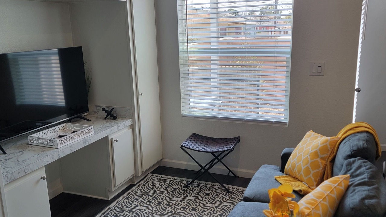 Photo of Livingroom in Los Angeles