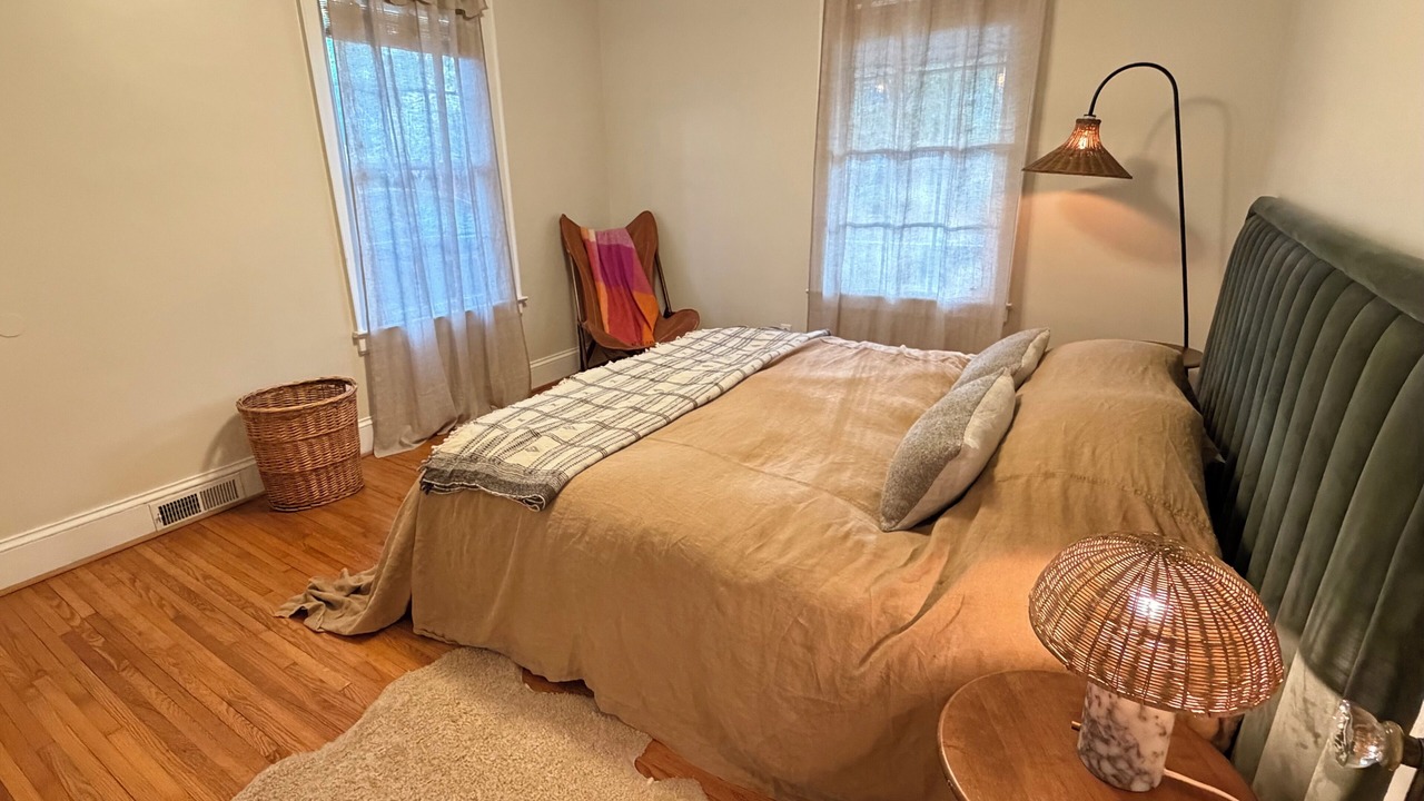 Photo of Bedroom in Plaza Midwood