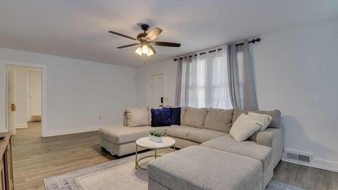 Photo of Livingroom in Harrisburg